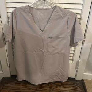 Figs - Catalina one pocket and Kade cargo pants